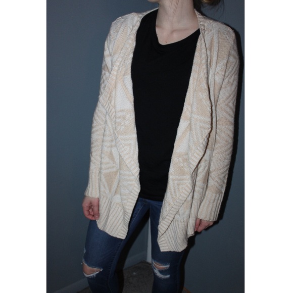 Tan and White Cardigan! - Picture 2 of 5